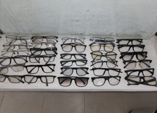 Buzos donarán armazones de lentes recuperados en cenotes para personas operadas de cataratas.