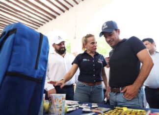 Impulso Escolar, el programa oficial de entrega de útiles escolares, inició en Izamal.
