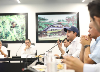 El Gobernador Mauricio Vila Dosal llamó a universidades públicas y privadas del estado a mantener la unidad y el trabajo en equipo para seguir construyendo juntos la mejor versión de Yucatán.