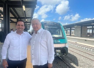 Mauricio Vila Dosal y el presidente Andrés Manuel inauguran Chichén Viejo