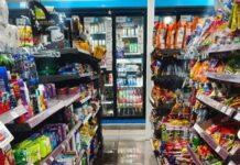 Clausuran Oxxo en Ciudad Caucel por daños tras lluvias