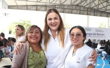 Beca de Excelencia Universitaria 2026-2027 en Mérida.